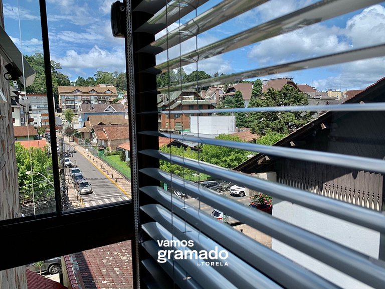 Garibaldi 402 - Gramado (30 metros Rua Coberta)