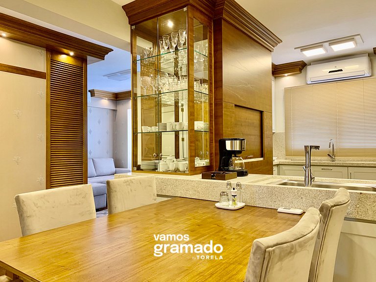Garibaldi 402 - Gramado (30 metros Rua Coberta)