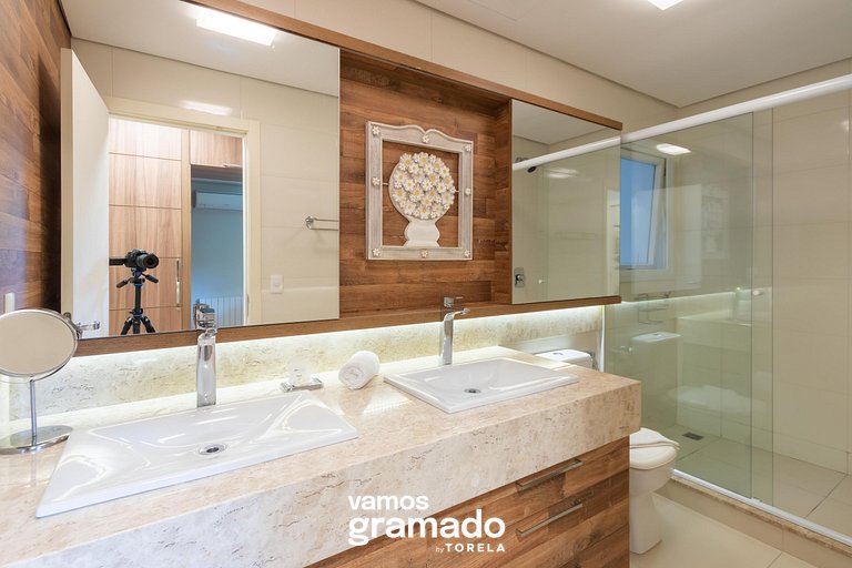 Homelland 504 - Gramado (400 metros Rua Coberta)
