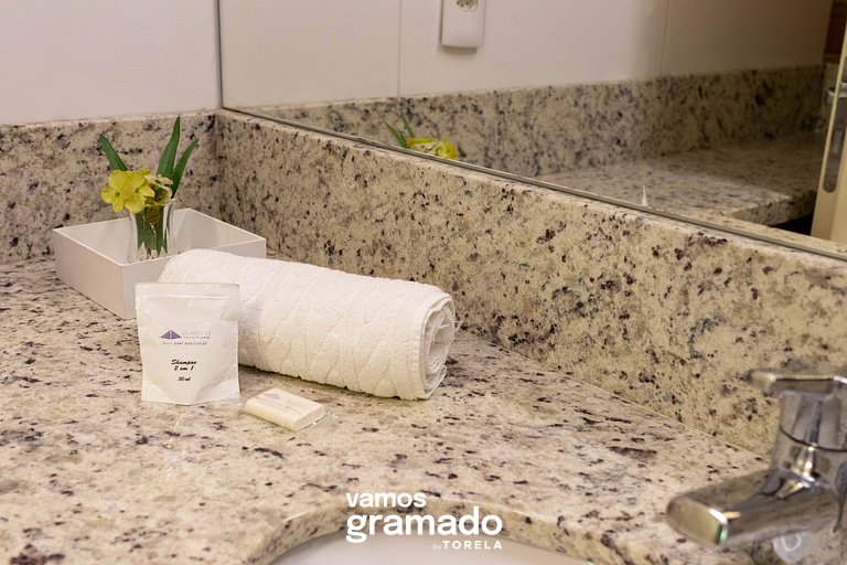 Homelland 504 - Gramado (400 metros Rua Coberta)