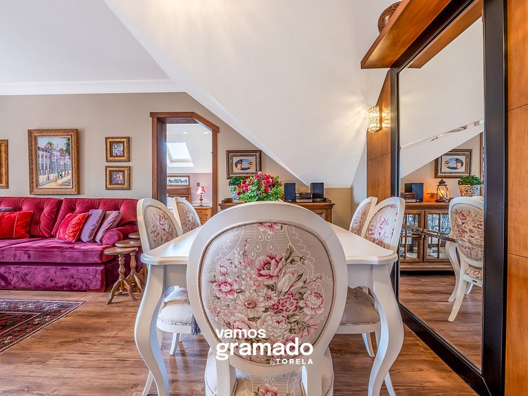 Villa Di Pietro 502 - Apto no coração de Gramado 400 metros