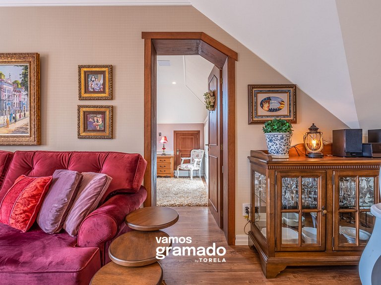 Villa Di Pietro 502 - Apto no coração de Gramado 400 metros