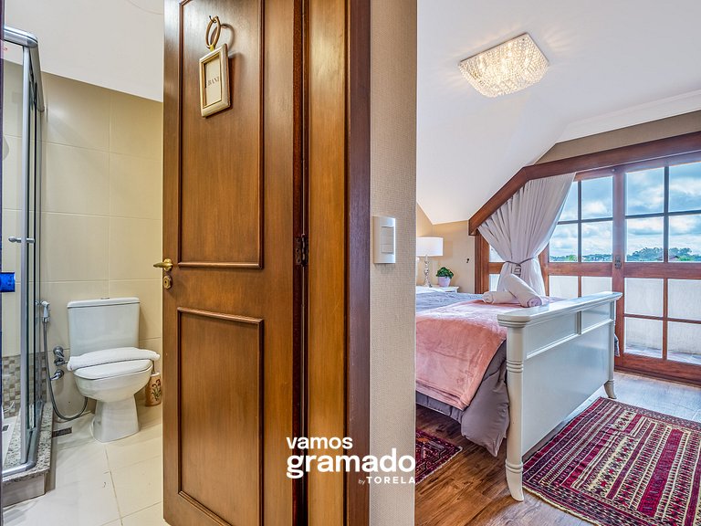 Villa Di Pietro 502 - Apto no coração de Gramado 400 metros