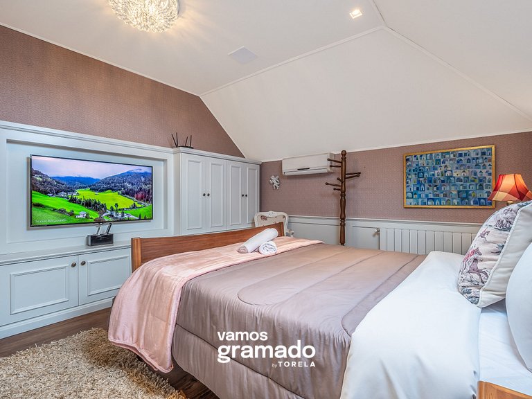 Villa Di Pietro 502 - Apto no coração de Gramado 400 metros