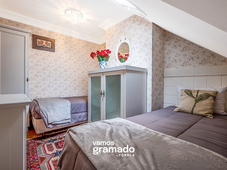 Villa Di Pietro 502 - Apto no coração de Gramado 400 metros