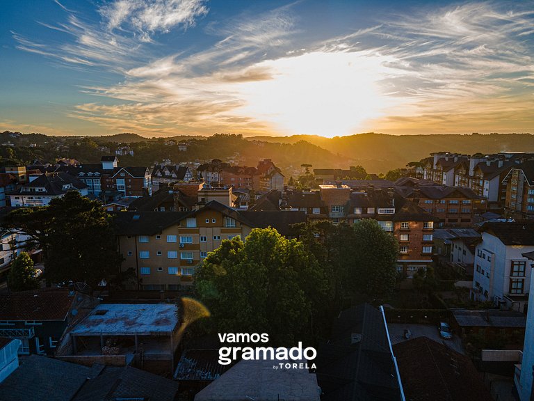 Villa Di Pietro 502 - Apto no coração de Gramado 400 metros