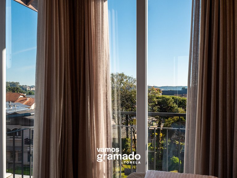 San Telmo 404 - Apto novo no coração de Gramado, com garagem