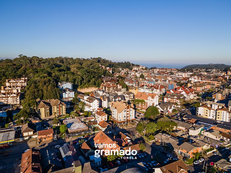 San Telmo 404 - Apto novo no coração de Gramado, com garagem