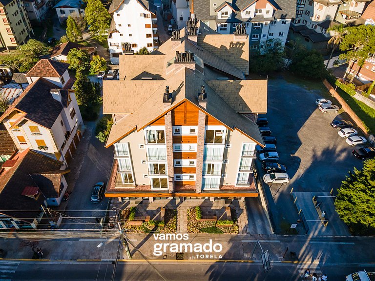 San Telmo 404 - Apto novo no coração de Gramado, com garagem