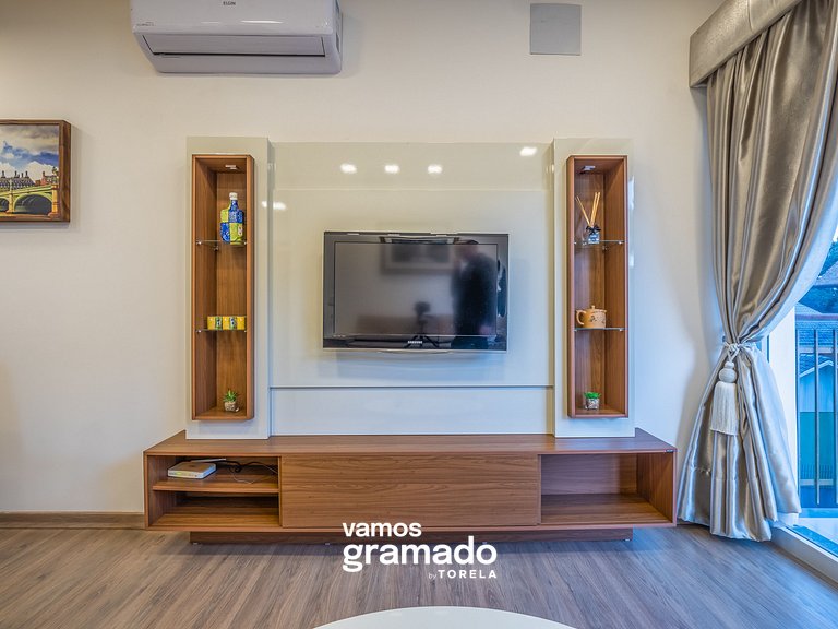Casa de Pedra - 301D - Apto com piscina em Gramado