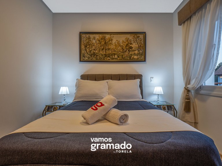 Casa de Pedra - 301D - Apto com piscina em Gramado
