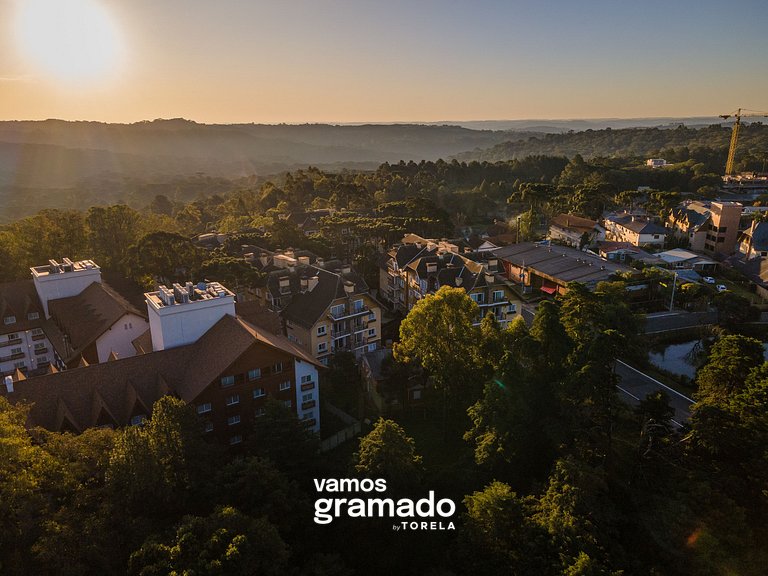 Casa de Pedra - 301D - Apto com piscina em Gramado