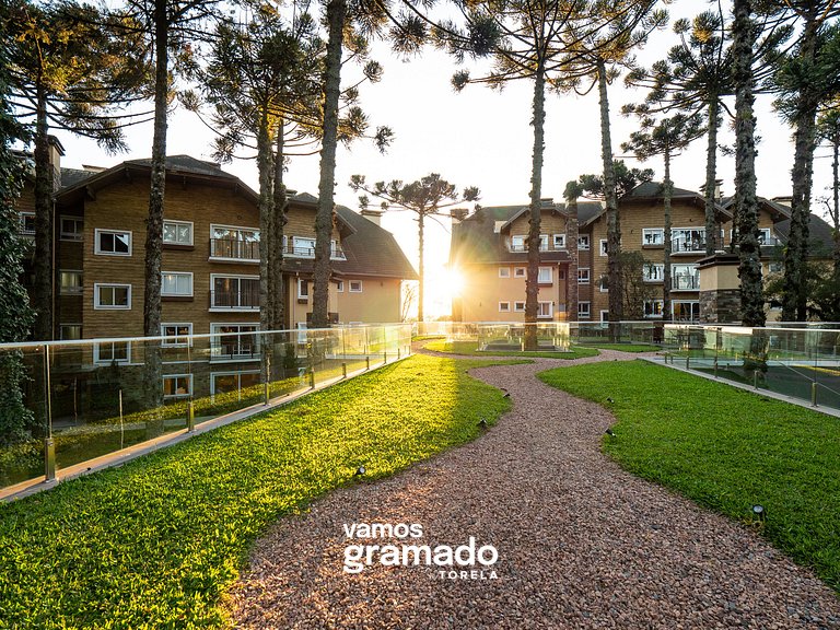 Casa de Pedra - 301D - Apto com piscina em Gramado