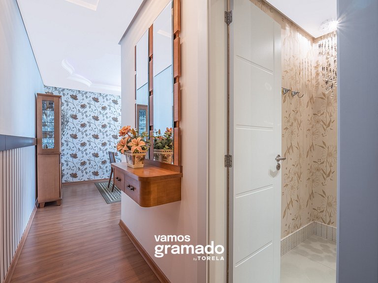 Fascino 302 - Apartamento 600 metros Rua Coberta de Gramado