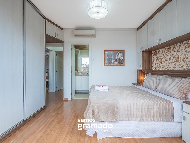 Fascino 302 - Apartamento 600 metros Rua Coberta de Gramado