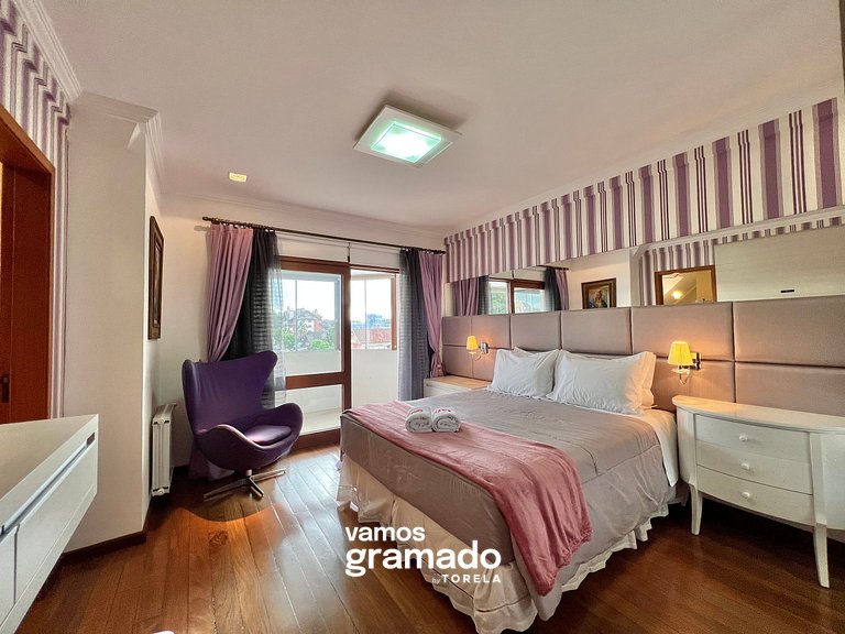 Gramado Boulevard 404 - Apto no coração de Gramado, 300 metr