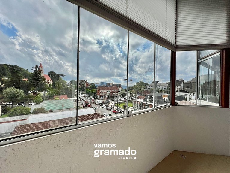 Gramado Boulevard 404 - Apto no coração de Gramado, 300 metr