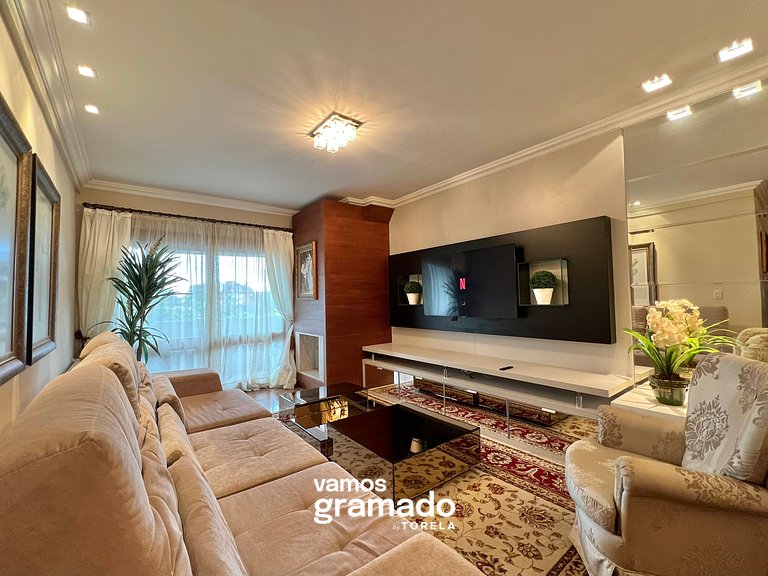 Gramado Boulevard 404 - Apto no coração de Gramado, 300 metr