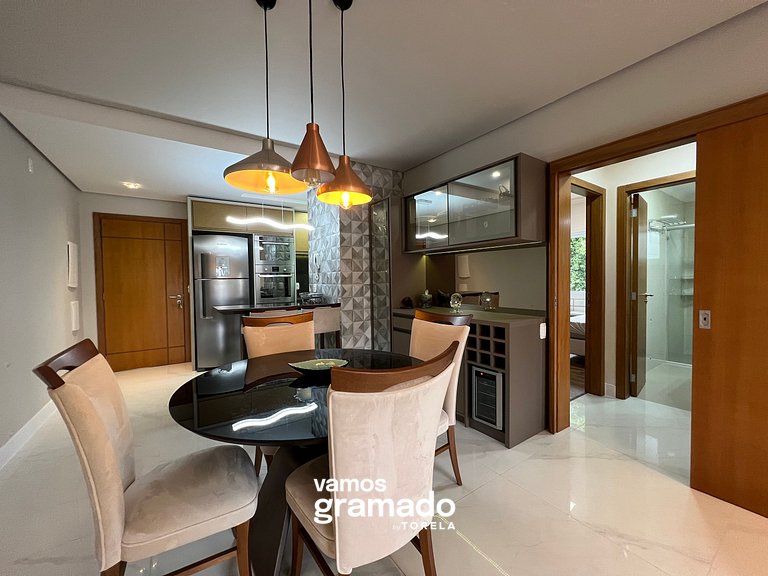 Casa de Pedra 303A - 2 suítes com piscina Gramado
