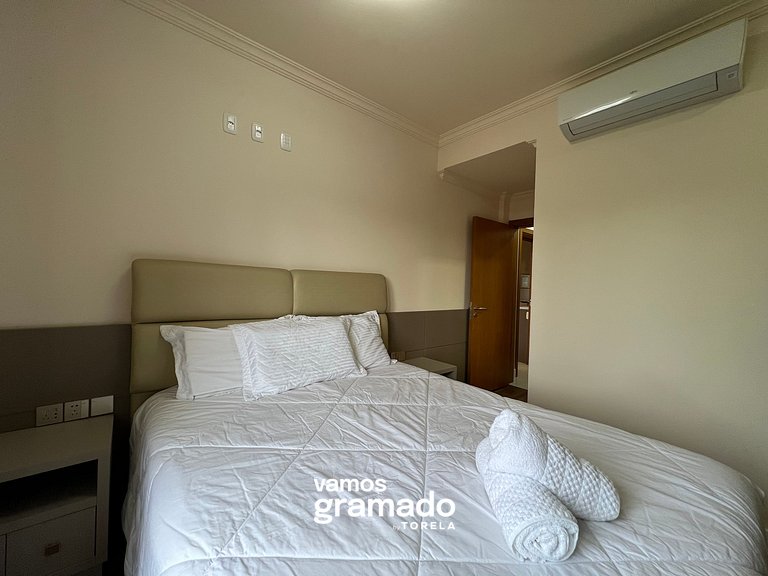 Casa de Pedra 303A - 2 suítes com piscina Gramado