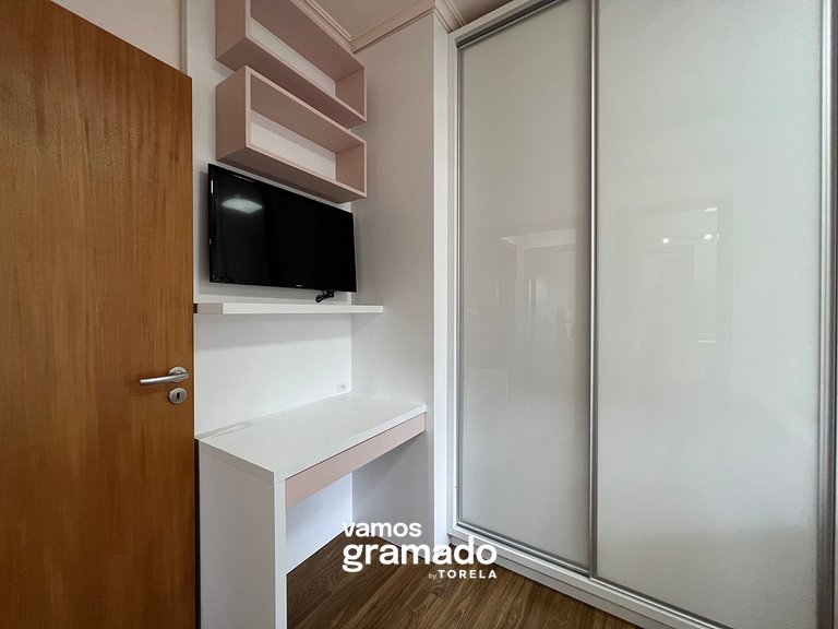 Casa de Pedra 303A - 2 suítes com piscina Gramado