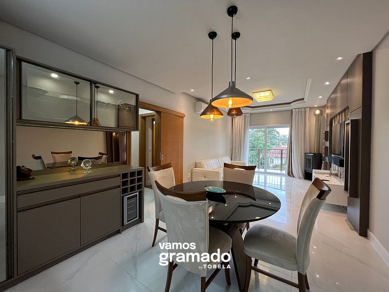 Casa de Pedra 303A - 2 suítes com piscina Gramado