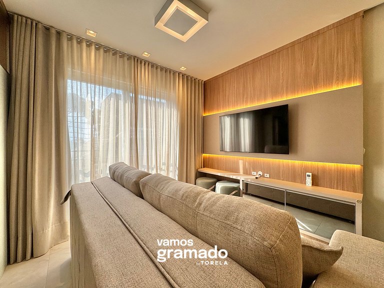 Ipê Amarelo 101 - Apê NOVO Gramado prox Lago Negro