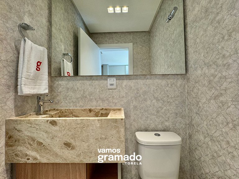 Ipê Amarelo 101 - Apê NOVO Gramado prox Lago Negro