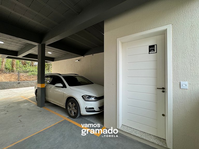 Ipê Amarelo 101 - Apê NOVO Gramado prox Lago Negro