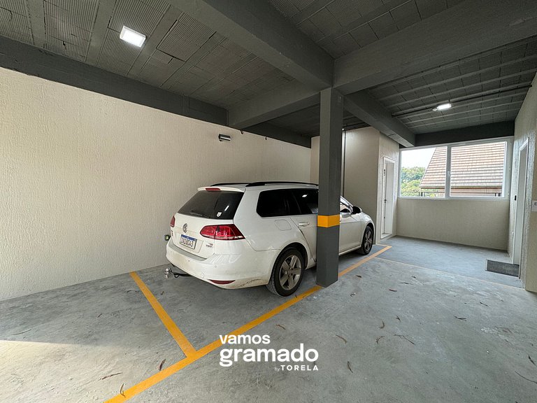 Ipê Amarelo 101 - Apê NOVO Gramado prox Lago Negro