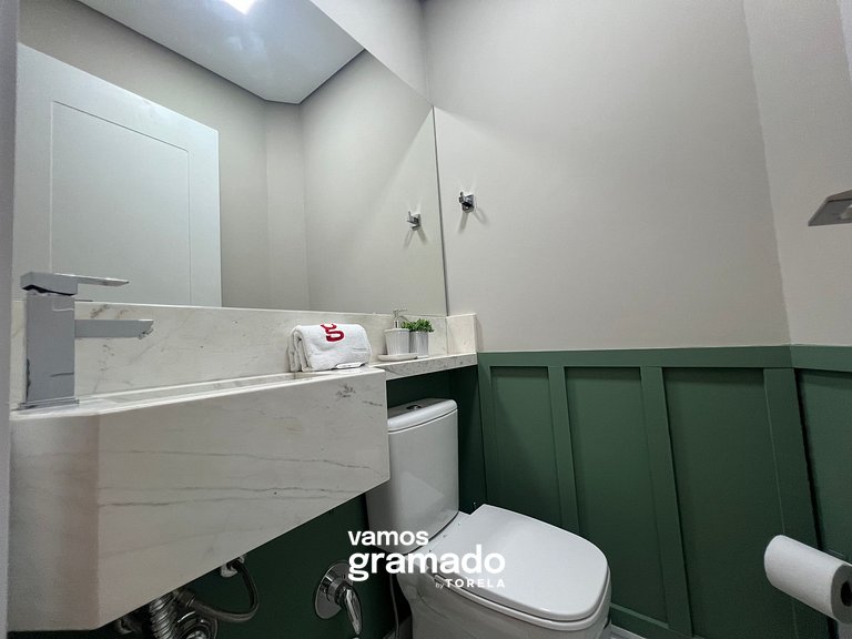 Alpes 307 - Apê NOVO em Gramado c/ garagem