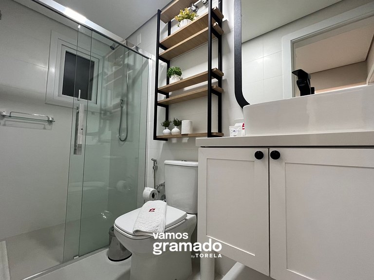 Alpes 307 - Apê NOVO em Gramado c/ garagem
