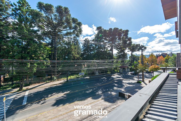 Dona Ella 202 - Apê NOVO no Centro de Gramado