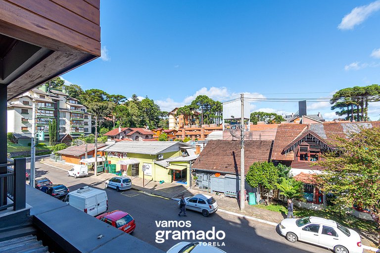 Dona Ella 202 - Apê NOVO no Centro de Gramado