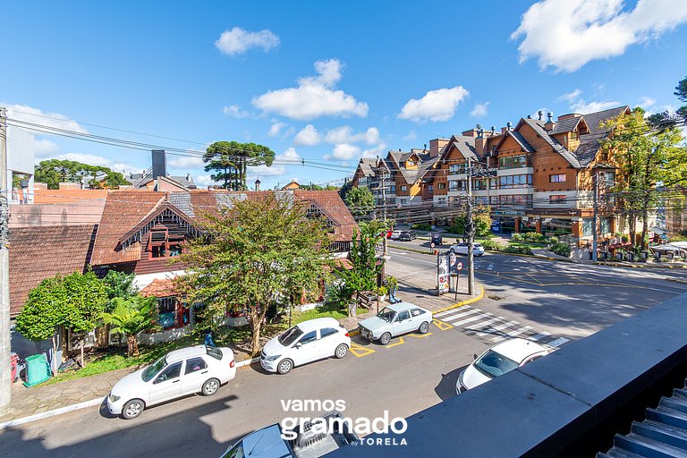 Dona Ella 202 - Apê NOVO no Centro de Gramado