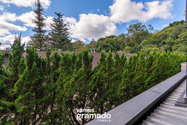 Dona Ella 203 - Apê NOVO no Centro de Gramado
