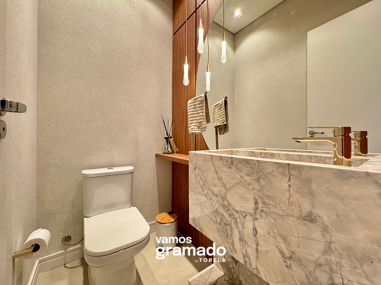 Diamond Seasons - Na Av. mais charmosa de Gramado