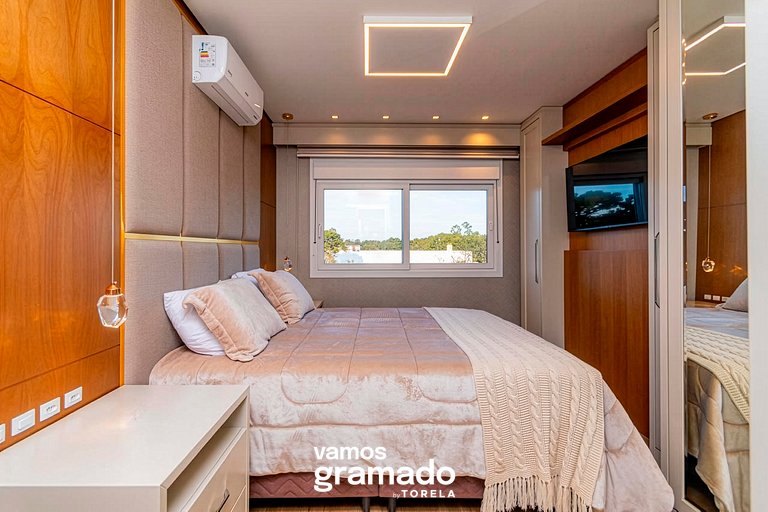 Delle Alpi 416C - Ao lado da roda-gigante