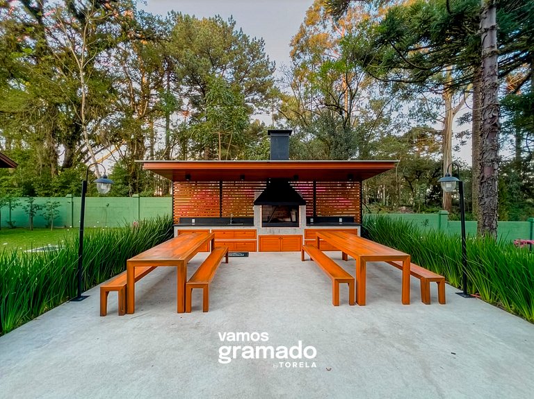 Delle Alpi 416C - Ao lado da roda-gigante