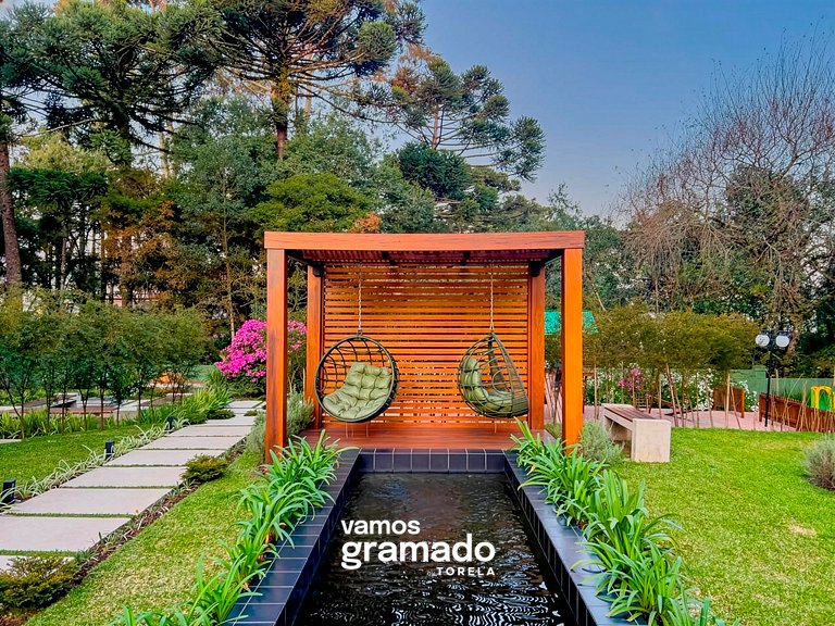 Delle Alpi 416C - Ao lado da roda-gigante