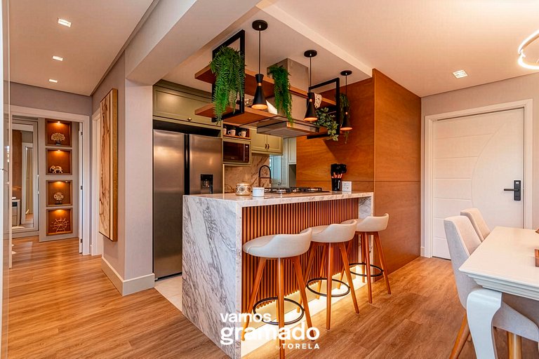 Delle Alpi 416C - Ao lado da roda-gigante