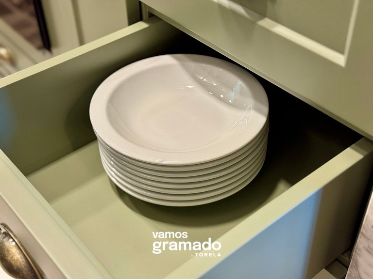 Delle Alpi 416C - Ao lado da roda-gigante