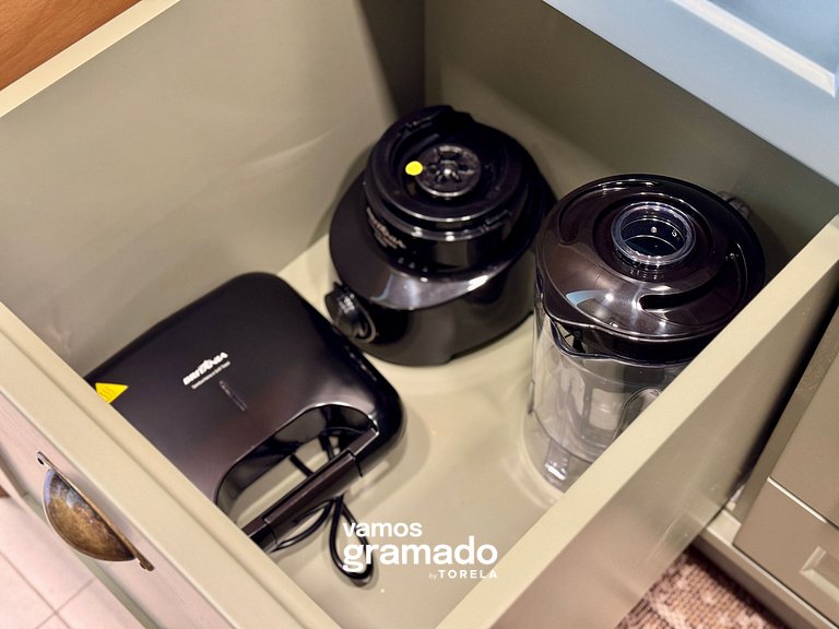 Delle Alpi 416C - Ao lado da roda-gigante