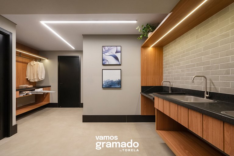 FLW - Apto NOVO 2 suítes + vaga de garagem