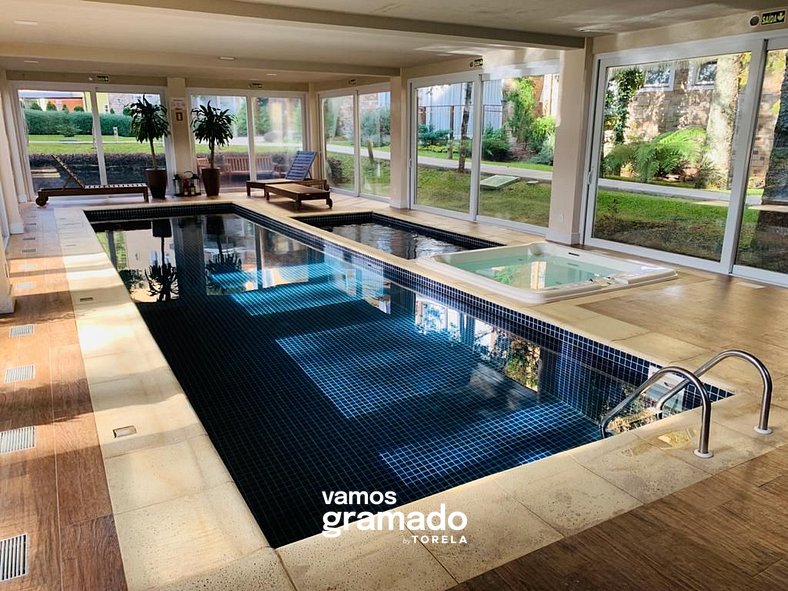 Casa de Pedra - 301D - Apto com piscina em Gramado