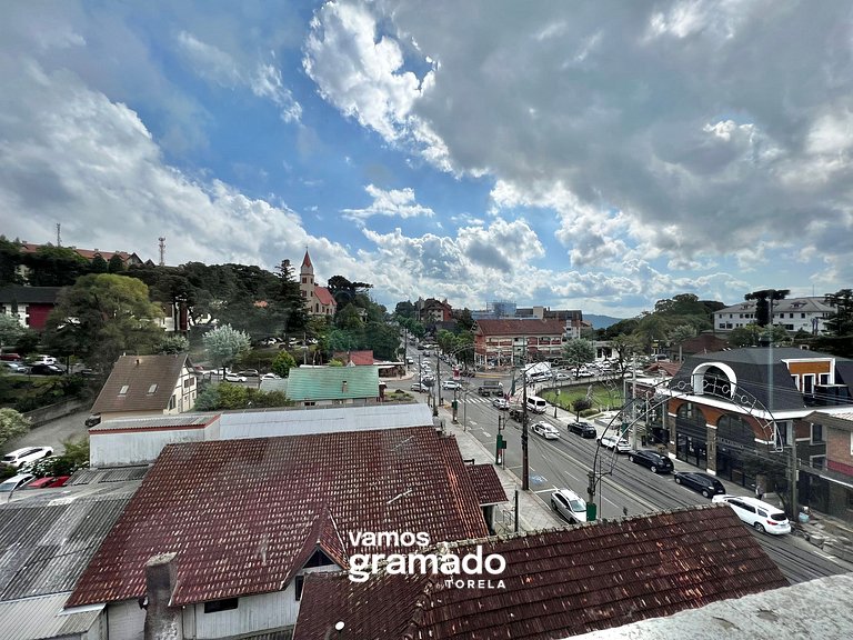 Gramado Boulevard 404 - Apto no coração de Gramado, 300 metr